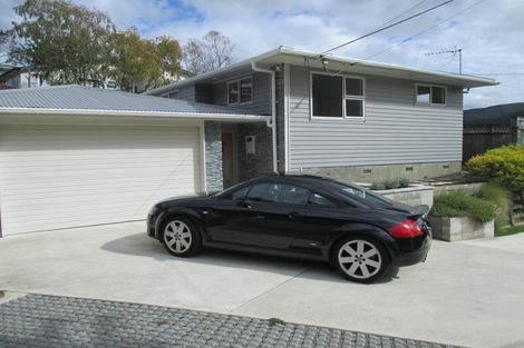 Photo of property in 30 Manor Drive, Stokes Valley, Lower Hutt, 5019