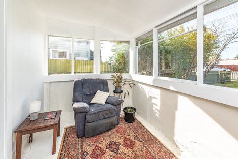 Photo of property in 22 Cambridge Street, Gonville, Whanganui, 4501