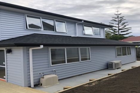 Photo of property in 31 Devonshire Road, Unsworth Heights, Auckland, 0632