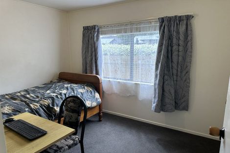 Photo of property in 22b Sandleigh Road, Hamilton Lake, Hamilton, 3204