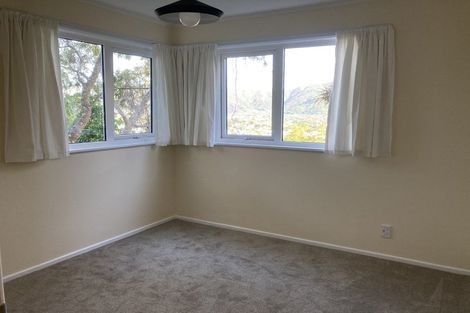 Photo of property in 12e City View Grove, Harbour View, Lower Hutt, 5010