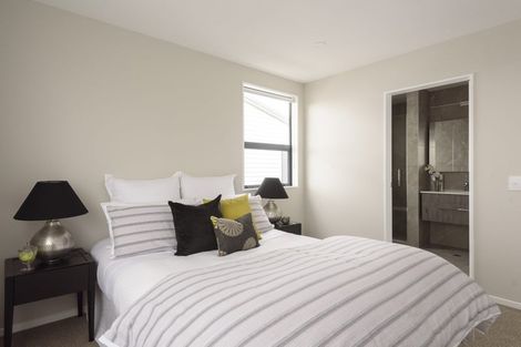 Photo of property in 26 Komanawa Lane, Mount Wellington, Auckland, 1062