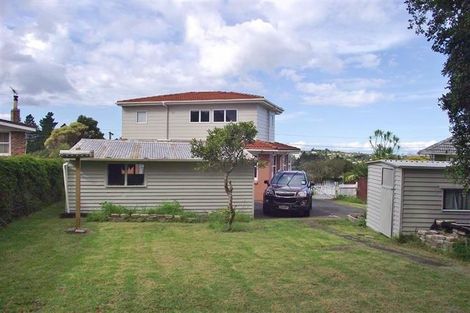 Photo of property in 10 Mcclintock Road, Massey, Auckland, 0614