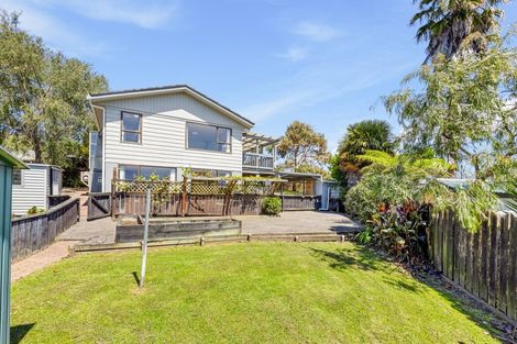 Photo of property in 6 Parrs Cross Road, Henderson, Auckland, 0612