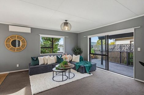 Photo of property in 42 Winton Street, Paraparaumu Beach, Paraparaumu, 5032