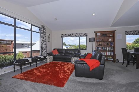 Photo of property in 61 Cotswold Place, Ohauiti, Tauranga, 3112