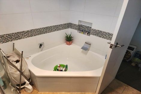 Photo of property in 74 Brookside Terrace, Bryndwr, Christchurch, 8053