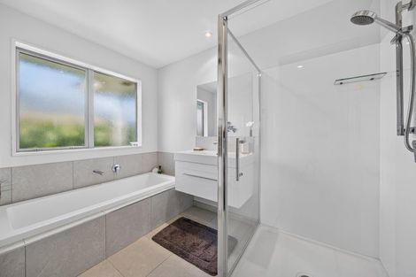 Photo of property in 42 Brockelbank Drive, Kaiapoi, 7630