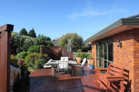 Photo of property in 7a Wood Leigh, Paraparaumu Beach, Paraparaumu, 5032