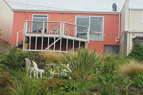 Photo of property in 51-53 Tees Street, South Hill, Oamaru, 9400