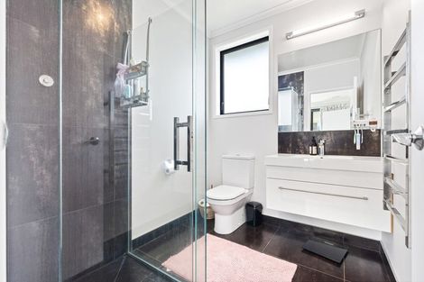 Photo of property in 8 Balmore Crescent, Pokeno, 2402