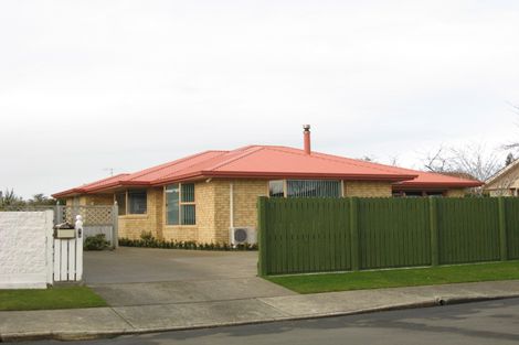 Photo of property in 72 Kildare View, Waikiwi, Invercargill, 9810