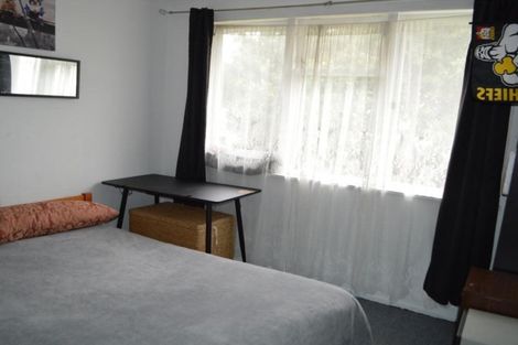 Photo of property in 27 Natone Street, Waitangirua, Porirua, 5024