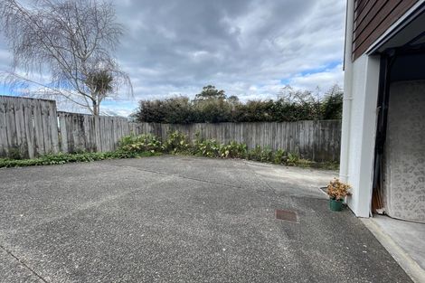 Photo of property in 4/35 Kiteroa Terrace, Rothesay Bay, Auckland, 0630