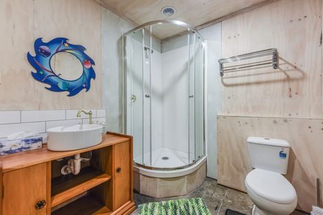 Photo of property in 10a Huia Street, Waikawa, Picton, 7220