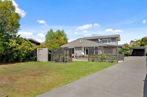 Photo of property in 16 Erica Street, Papanui, Christchurch, 8053