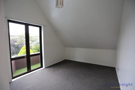 Photo of property in 2/4 Montana Avenue, Ilam, Christchurch, 8041