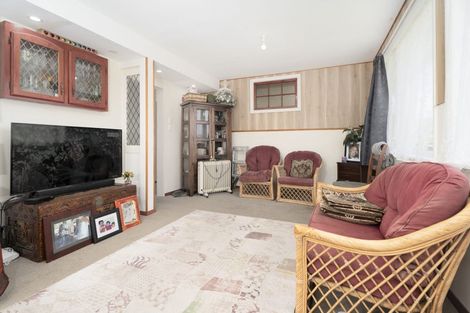 Photo of property in 16 Waihora Crescent, Waitangirua, Porirua, 5024