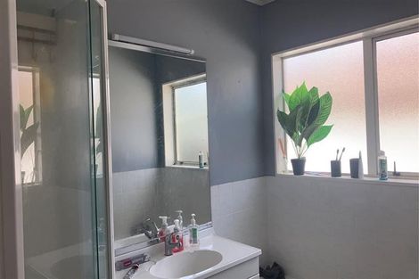 Photo of property in 1/171 Botany Road, Botany Downs, Auckland, 2010