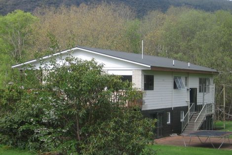 Photo of property in 2 Summit Road, Lake Okareka, Rotorua, 3076