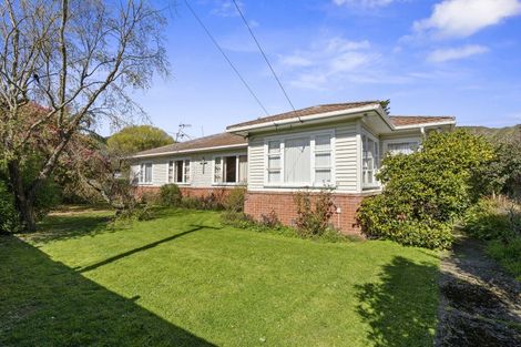 Photo of property in 194 Naenae Road, Naenae, Lower Hutt, 5011