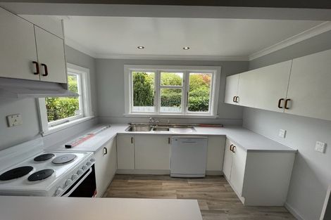 Photo of property in 1/25 Aorangi Road, Bryndwr, Christchurch, 8053