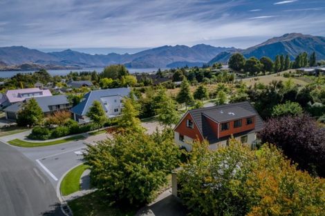 Photo of property in 108 Hunter Crescent, Wanaka, 9305
