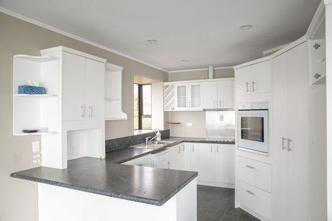 Photo of property in 14 Marine Parade, Bluff, 9814