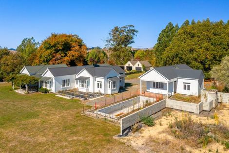 Photo of property in 724 Porangahau Road, Waipukurau, 4282