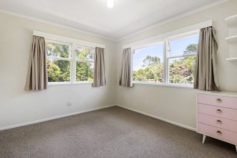 Photo of property in 13 Windsor Place, Windsor Park, Auckland, 0630