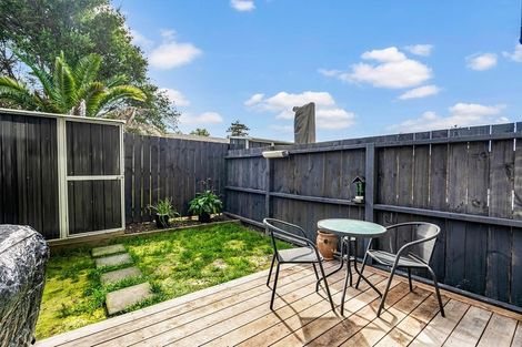 Photo of property in 35 Ivy Nola Way, Henderson, Auckland, 0612