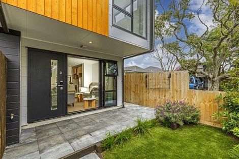 Photo of property in 3/20 Moor Avenue, Te Atatu Peninsula, Auckland, 0610