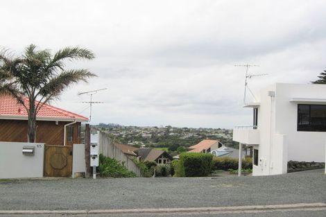 Photo of property in 61 Stanmore Bay Road, Stanmore Bay, Whangaparaoa, 0932