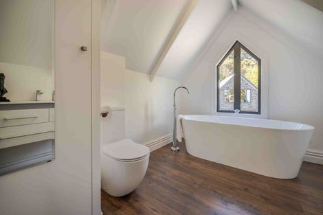 Photo of property in 6890 Christchurch Akaroa Road, Takamatua, 7581