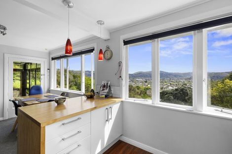 Photo of property in 126 Seddon Street, Naenae, Lower Hutt, 5011