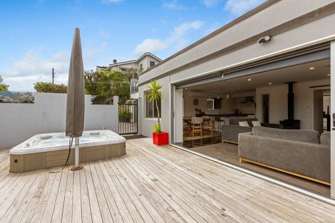 Photo of property in 21a Birdwood Avenue, Moturoa, New Plymouth, 4310