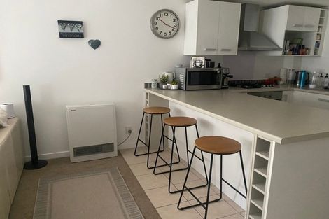 Photo of property in 45 Edinburgh Terrace, Berhampore, Wellington, 6023