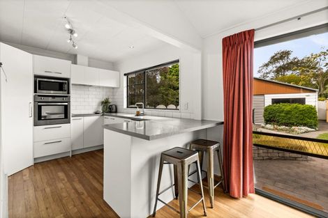 Photo of property in 10 Rush Place, Havelock North, 4130