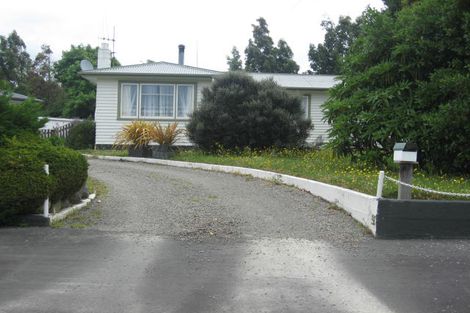 Photo of property in 35 Huia Street, Pahiatua, 4910