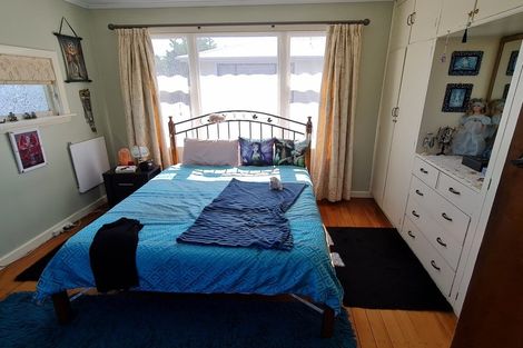 Photo of property in 84 Wakefield Street, Westport, 7825