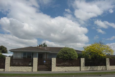 Photo of property in 104 Reynolds Avenue, Bishopdale, Christchurch, 8053
