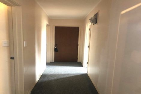 Photo of property in 2/1 Dakota Avenue, Beach Haven, Auckland, 0626