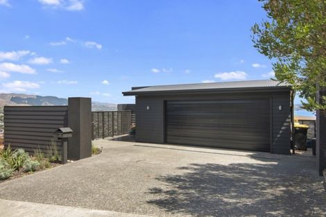 Photo of property in 15 Heemskerck Place, Britannia Heights, Nelson, 7010