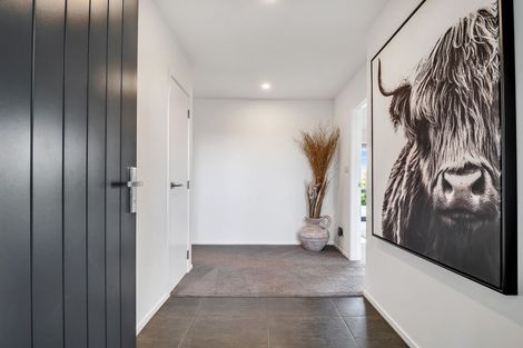 Photo of property in 17 Westwood Drive, Aokautere, Palmerston North, 4471