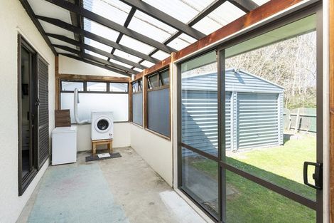 Photo of property in 16 Campion Road, Riverdale, Gisborne, 4010