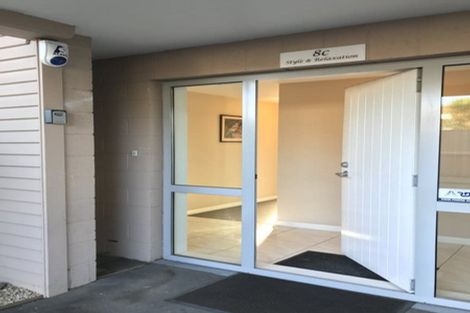 Photo of property in 8c Broadbent Street, Riccarton, Christchurch, 8041