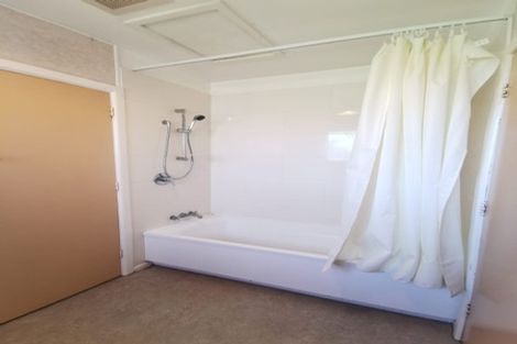 Photo of property in 10 Rochford Place, Bryndwr, Christchurch, 8052