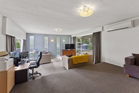 Photo of property in 100 Plateau Road, Te Marua, Upper Hutt, 5018