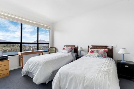 Photo of property in 127 Goldfield Heights, Queenstown, 9300