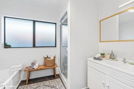 Photo of property in 2/171 Powderham Street, New Plymouth, 4310